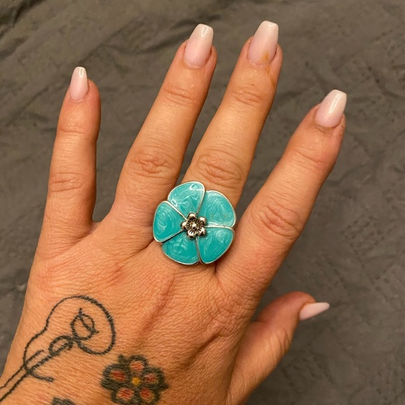 Floral Ring - Picture 5 of 5
